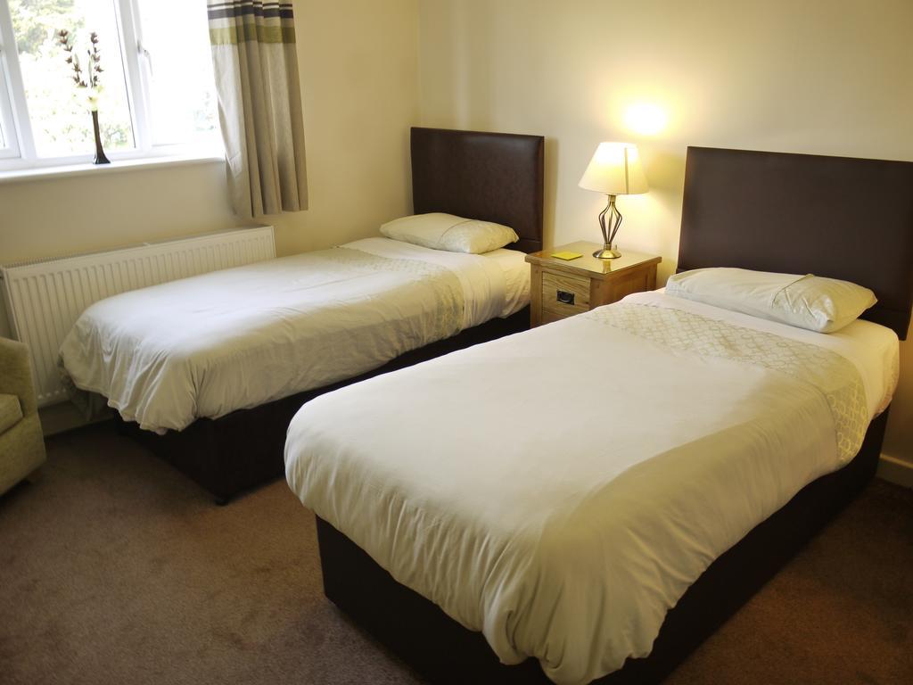 The New Inn Hotel Shottery Bagian luar foto