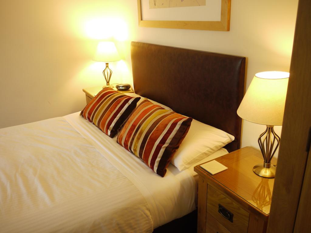 The New Inn Hotel Shottery Bagian luar foto